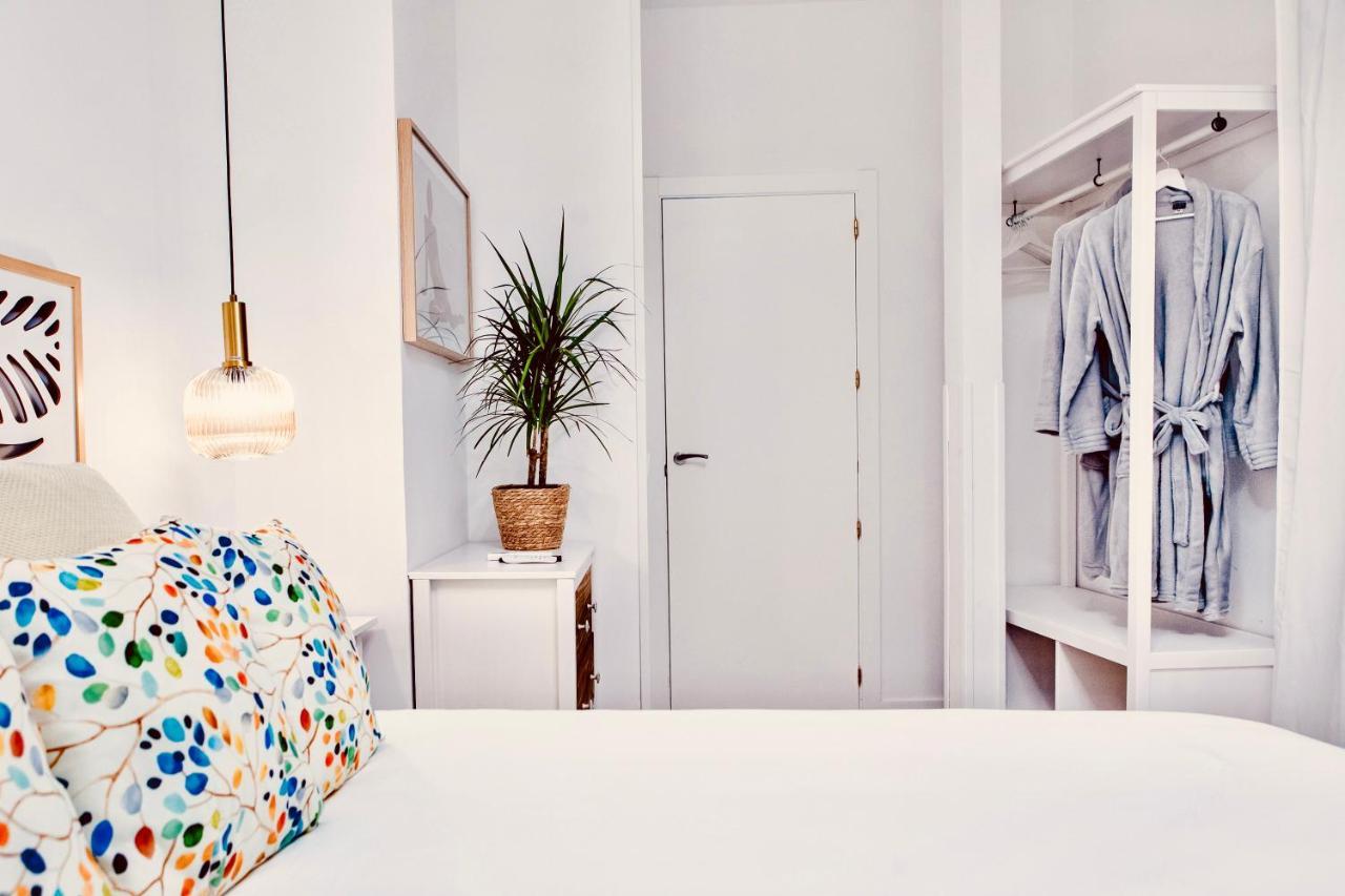 Calle Rodas 3 Central 5 Stars Apartment In Madrid For 6 People Exteriör bild
