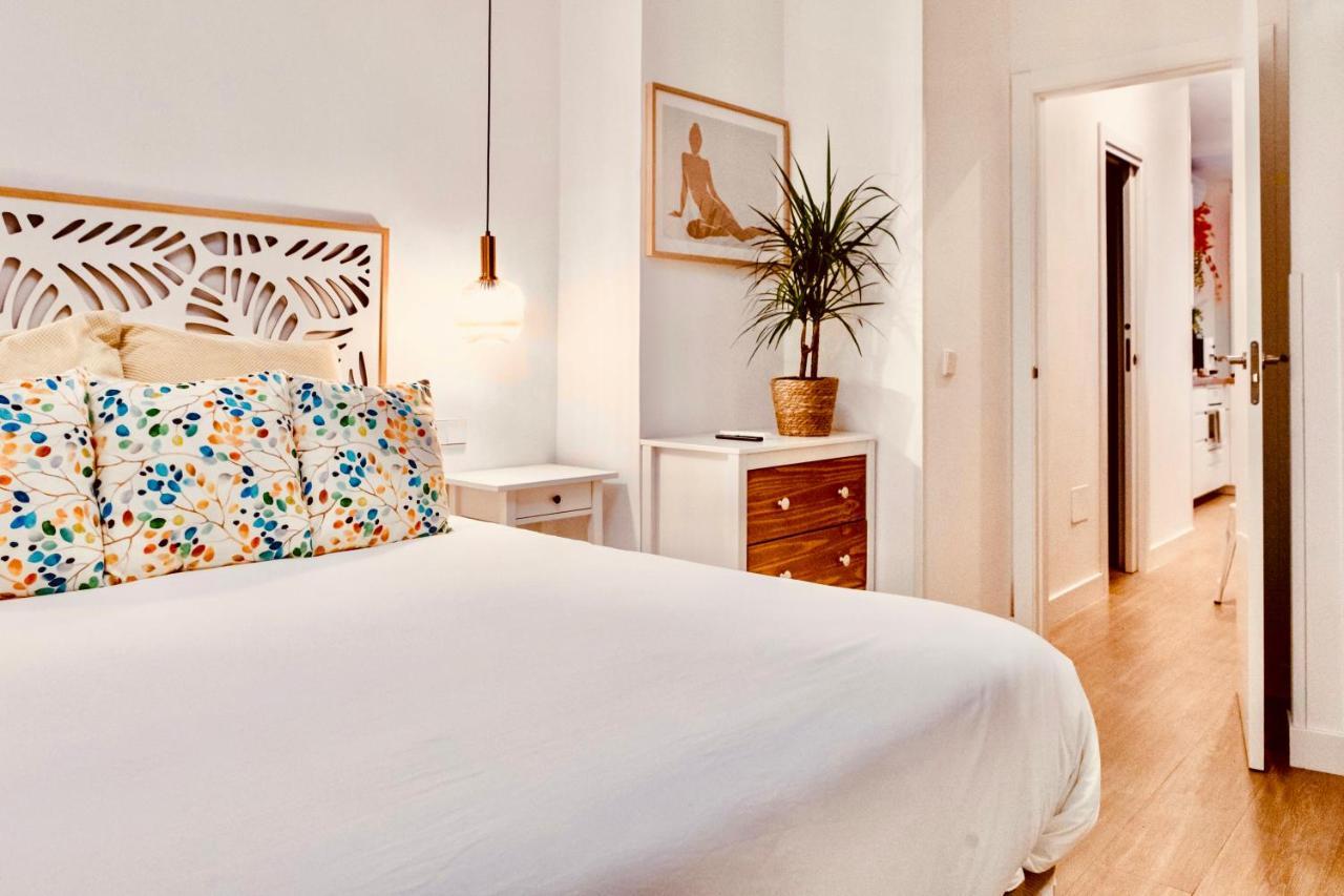 Calle Rodas 3 Central 5 Stars Apartment In Madrid For 6 People Exteriör bild